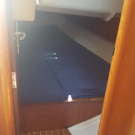 Jenneau Sun Odissey 37 Botel *
